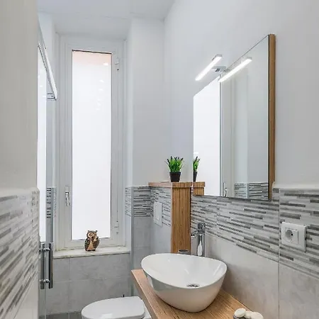 Grey House Apartamento *